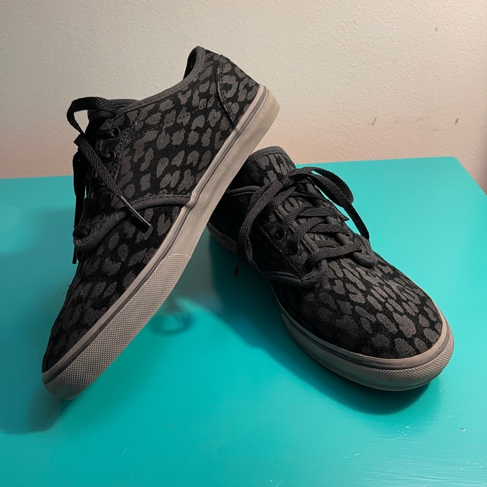 Vans Leopard Cheetah Gray on Black - Women’s 7.5